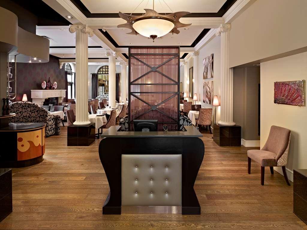 Union Bank Inn Edmonton Restaurant photo